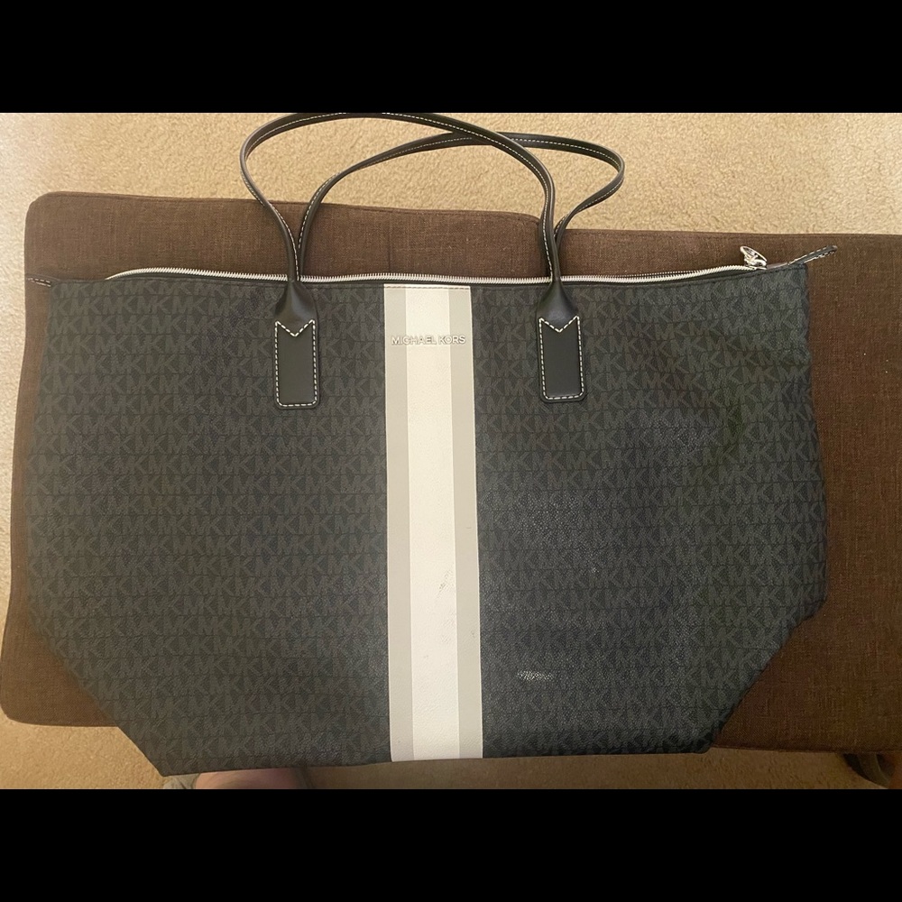 Michael Kors Tote